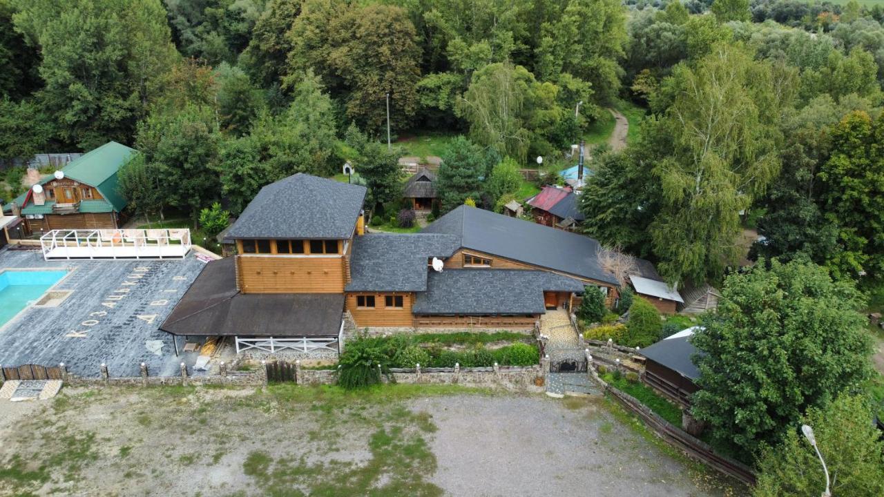 Kozatskiy Dvir Stryi Eksteriør billede